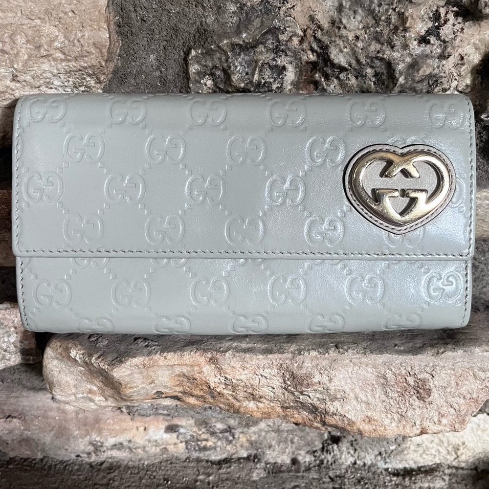 🩶Gucci Gray Guccissima lovely heart Leather Wallet🩶